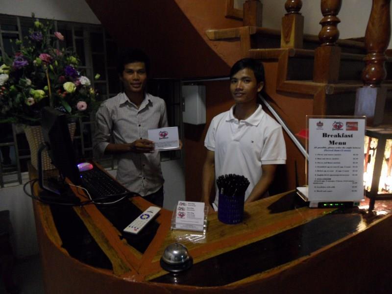 Royal Sok Chhan Siem Reap Bagian luar foto