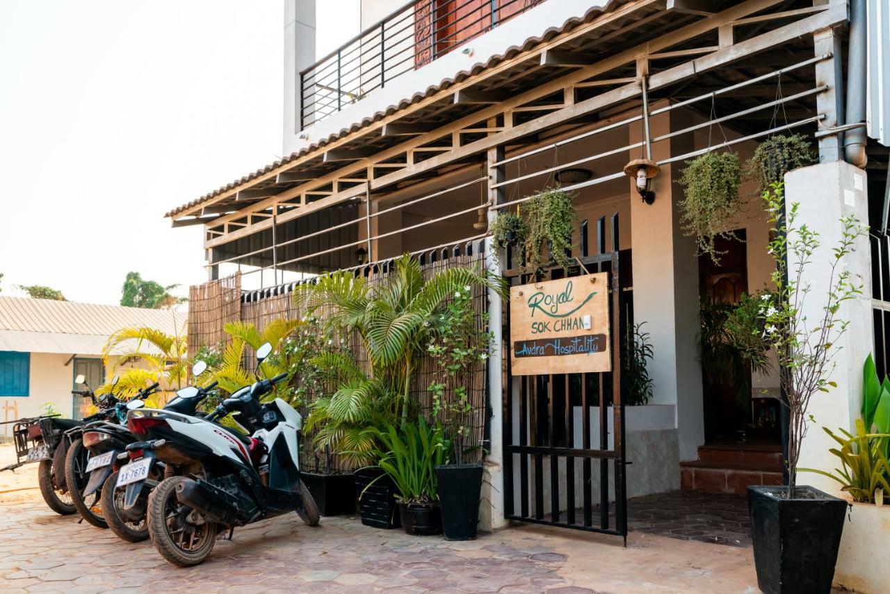 Royal Sok Chhan Siem Reap Bagian luar foto